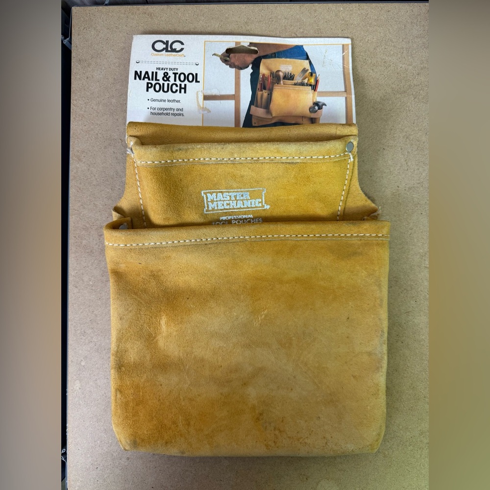 Vintage 1991 CLC Master Mechanic Heavy Duty Nail & Tool Pouch - Yellow Leather